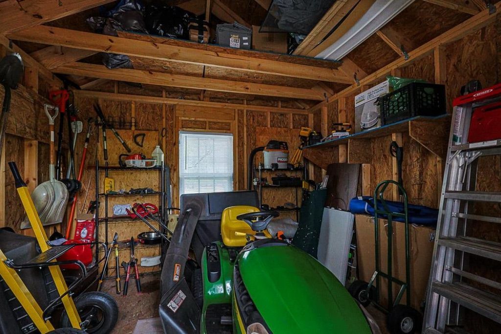 4416 Parkland Dr. Photo 40