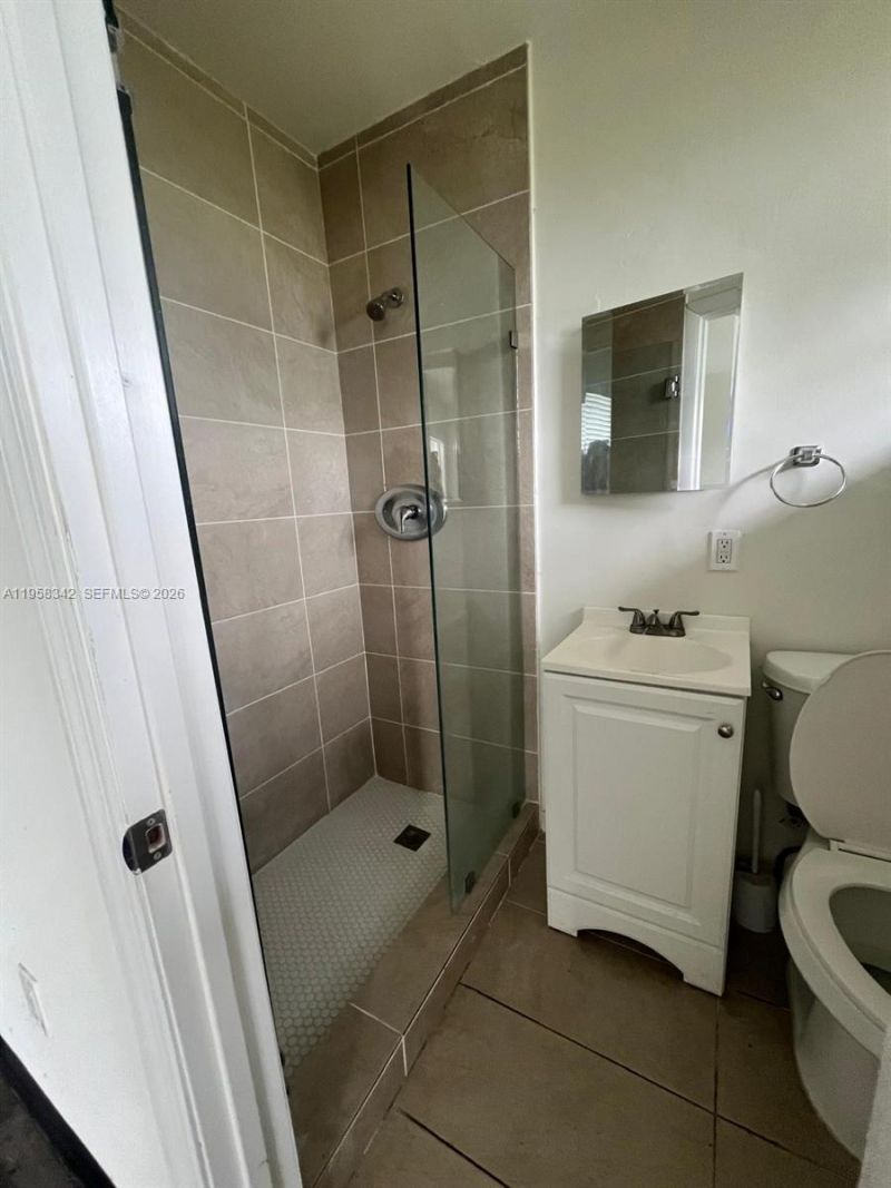 467 NW 8th St, Unit 14, Miami, FL 33136 Photo
