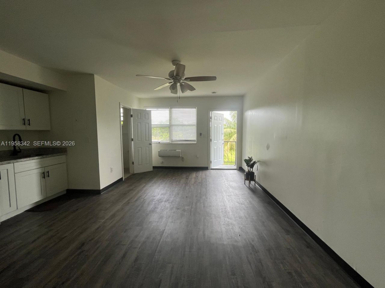 467 NW 8th St, Unit 14, Miami, FL 33136 Photo