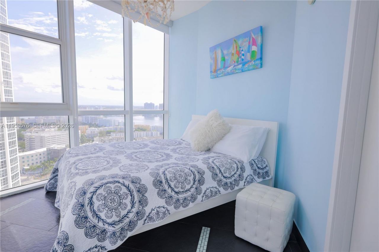 18201 Collins Ave , Unit 3709A, Sunny Isles Beach, FL 33160 Photo