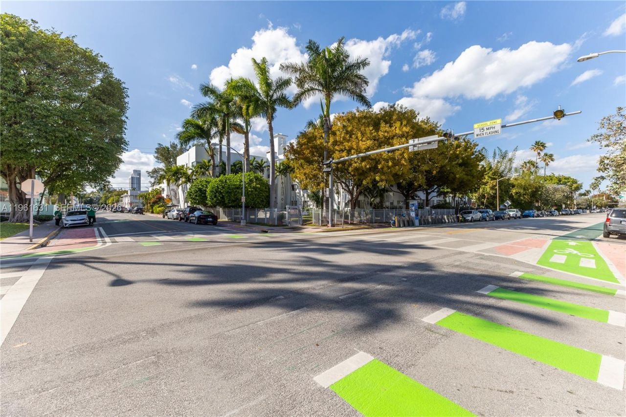 1300 Pennsylvania Ave, Unit 305, Miami Beach, FL 33139 Photo