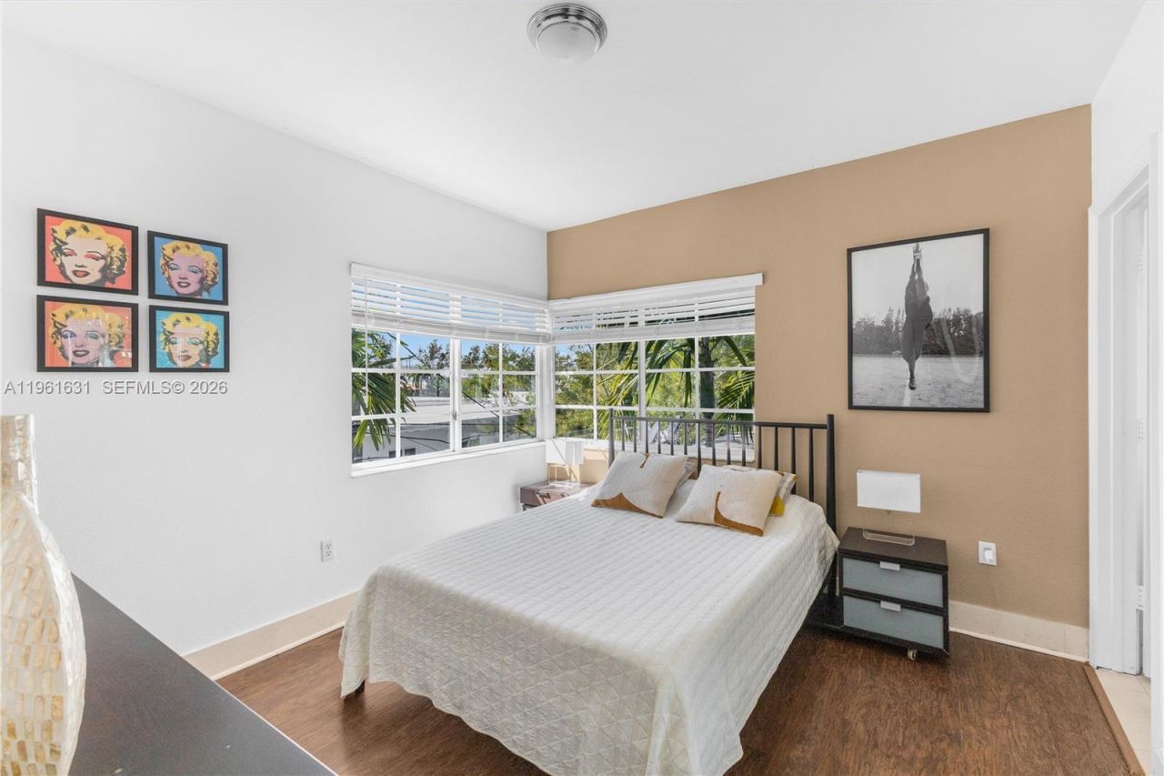 1300 Pennsylvania Ave, Unit 305, Miami Beach, FL 33139 Photo