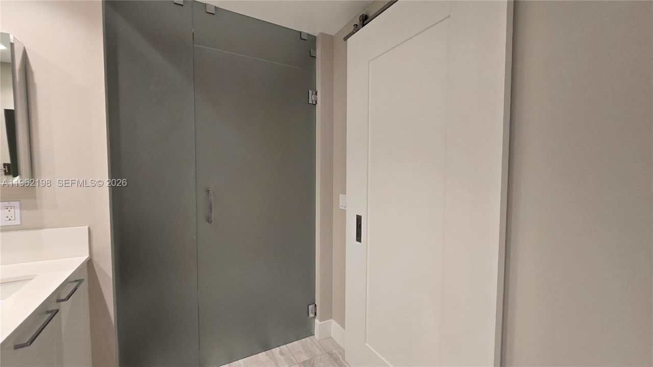 100 E Las Olas Blvd, Unit 2202, Fort Lauderdale, FL 33301 Photo