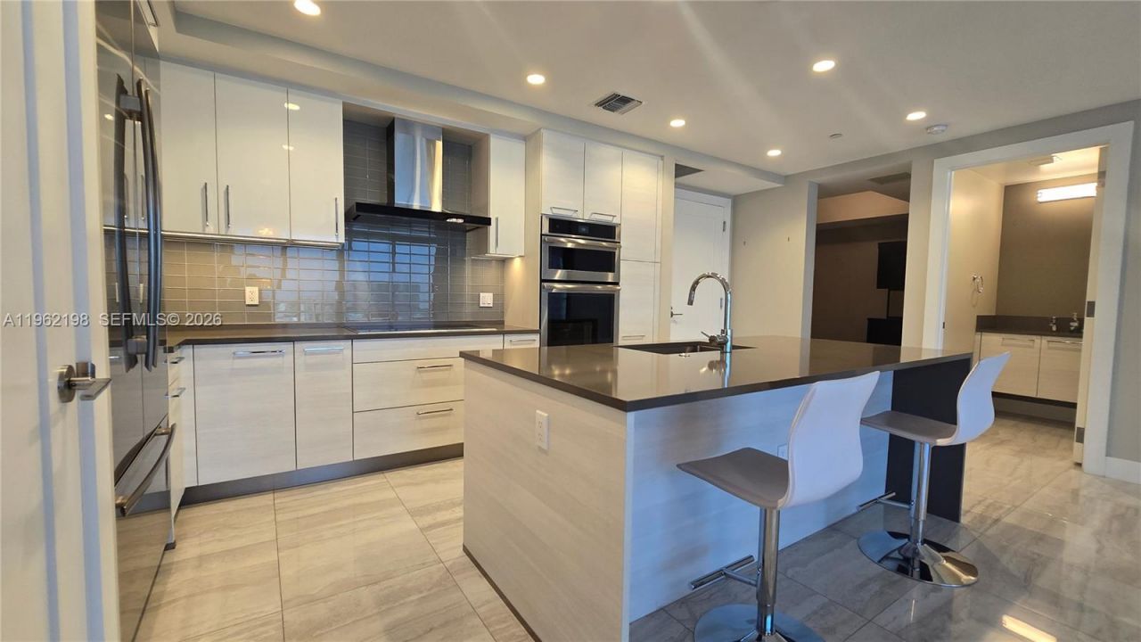 100 E Las Olas Blvd, Unit 2202, Fort Lauderdale, FL 33301 Photo