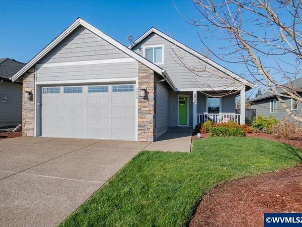 2046 SE Academy St, Dallas, OR 97338