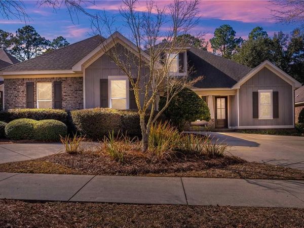 215 Wentworth Street, Fairhope, AL 36532