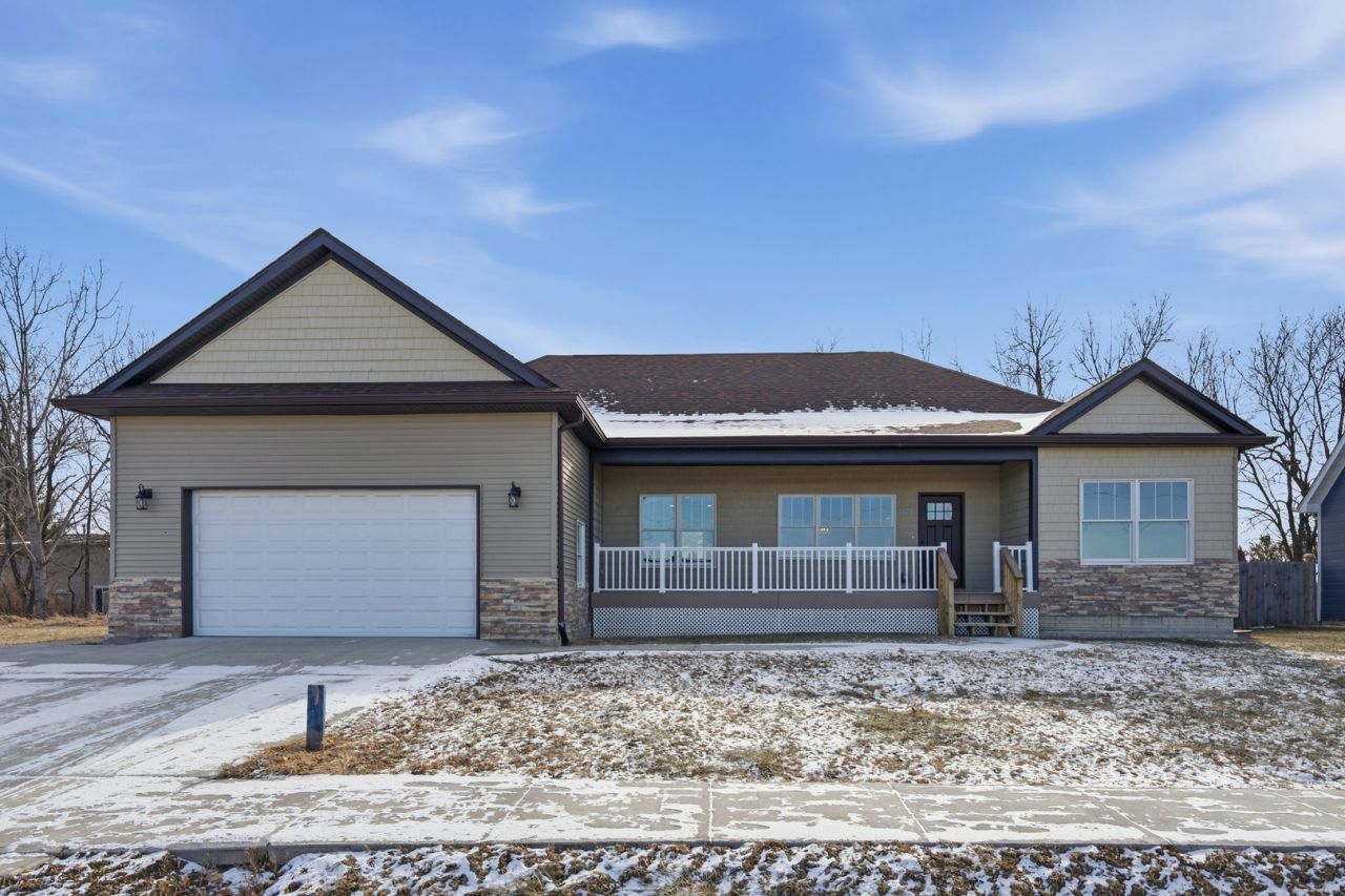 1812 10th Avenue, Silvis, IL 61282 Main Photo