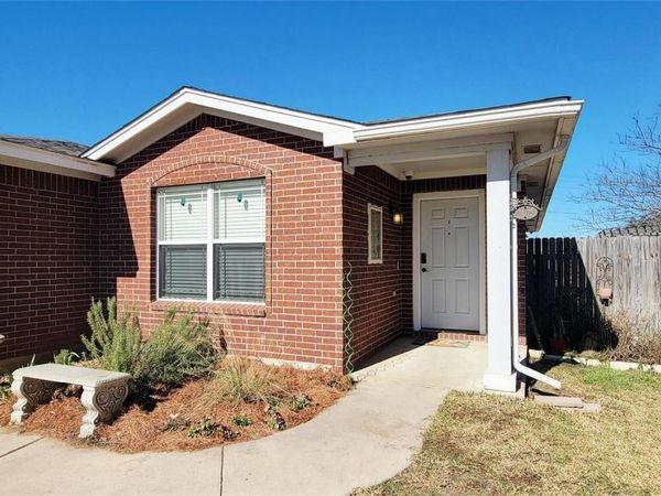 750 Caylor CV, Bastrop, TX 78602