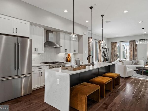 3200 PARKVIEW WALK, PHILADELPHIA, PA 19125