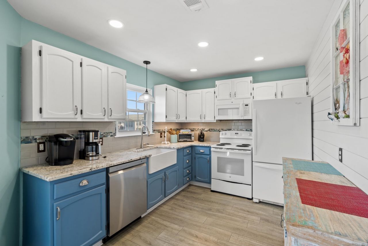 401 36th Ave. N Photo 13