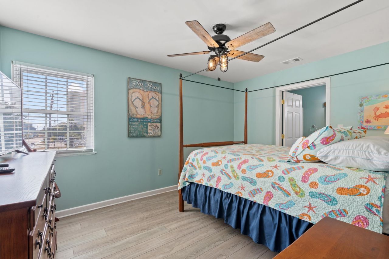 401 36th Ave. N Photo 14