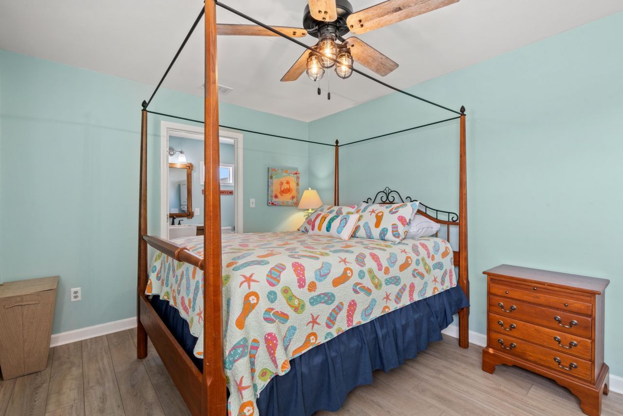 401 36th Ave. N Photo 17