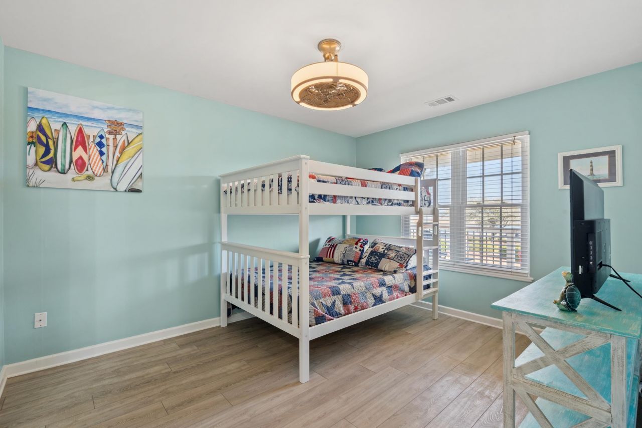 401 36th Ave. N Photo 25