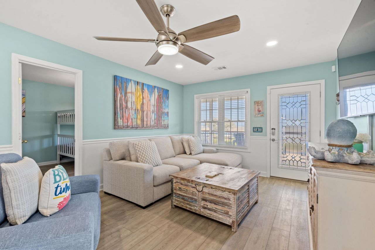 401 36th Ave. N Photo 7