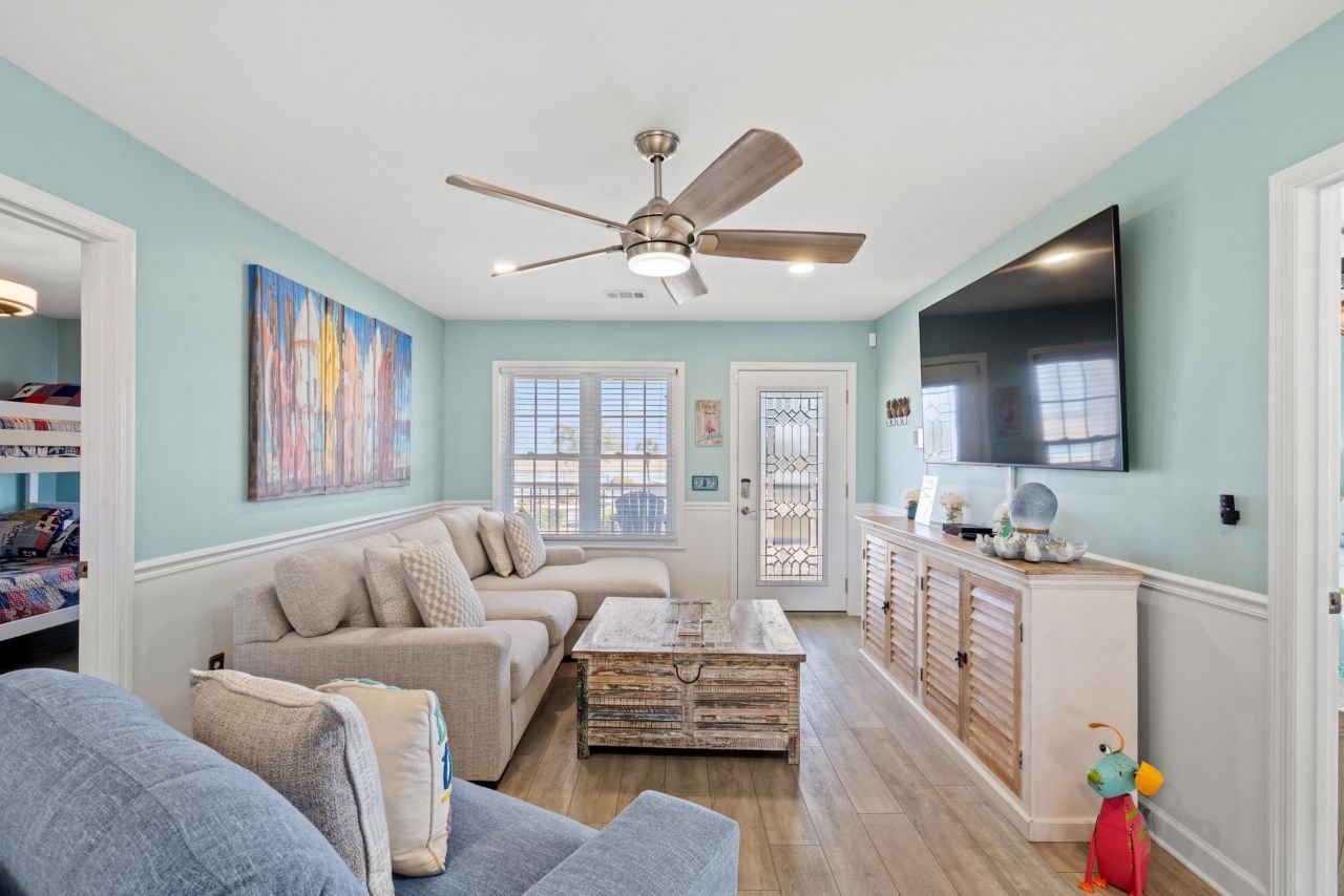 401 36th Ave. N Photo 8