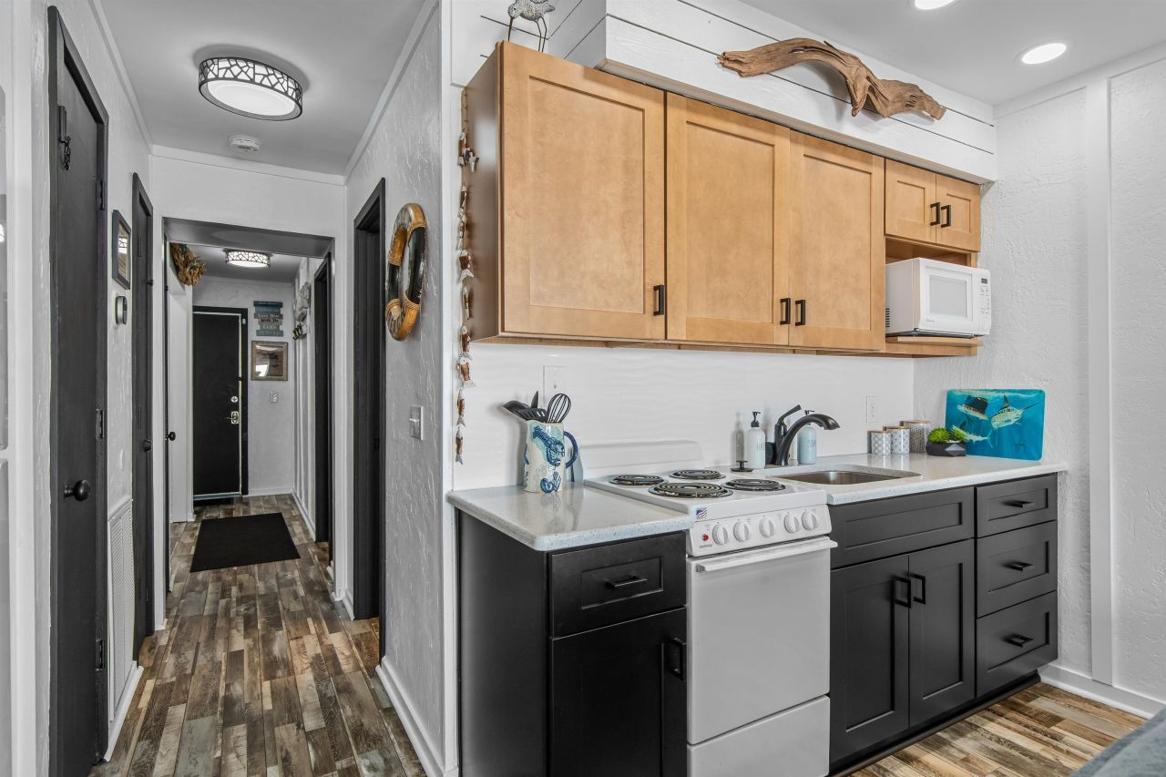 5905 S Kings Hwy. Photo 11