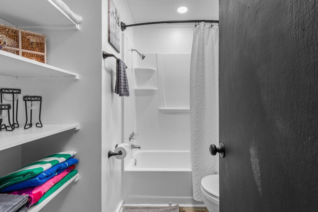 5905 S Kings Hwy. Photo 8