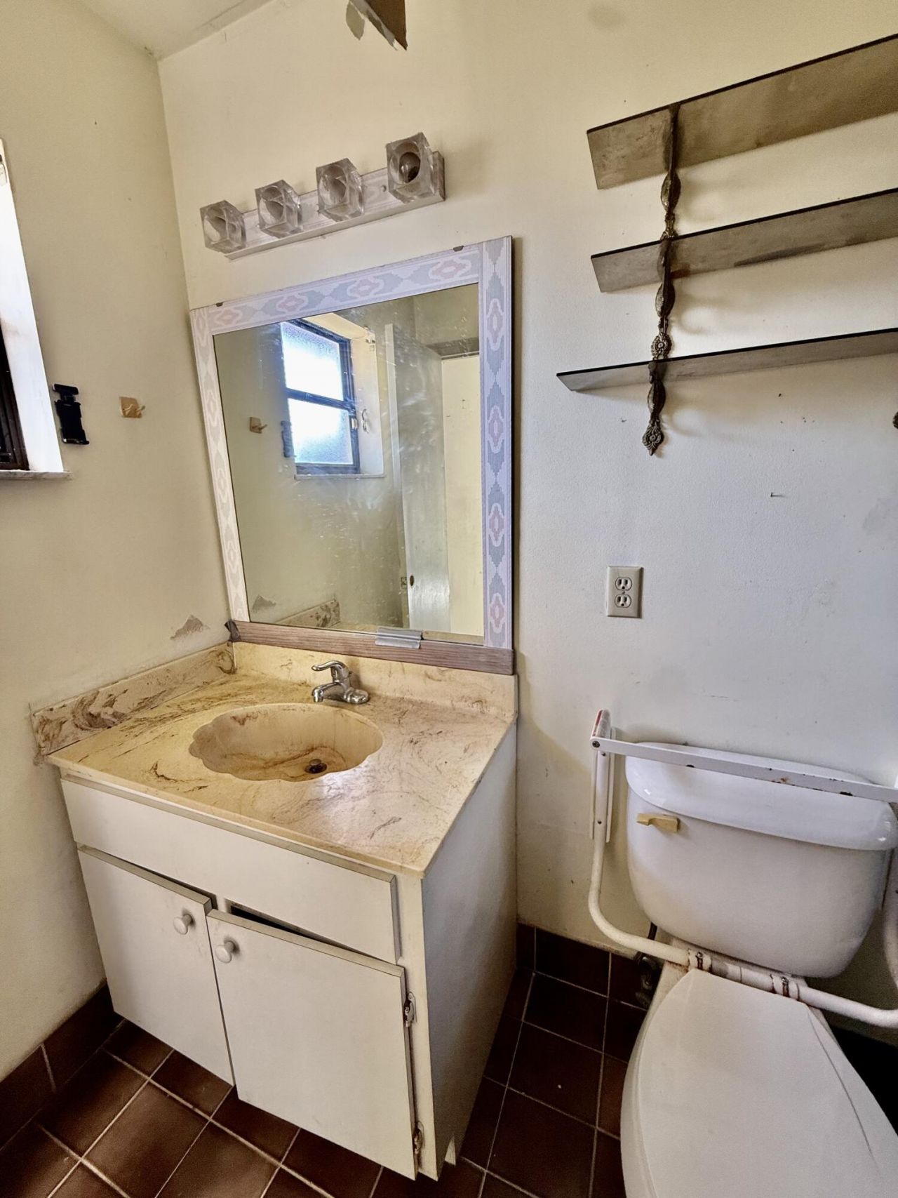 162 SW Ewing Avenue, Port Saint Lucie, FL 34983 Photo