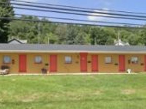 1901 Clark Avenue, Wellsville, OH 43968