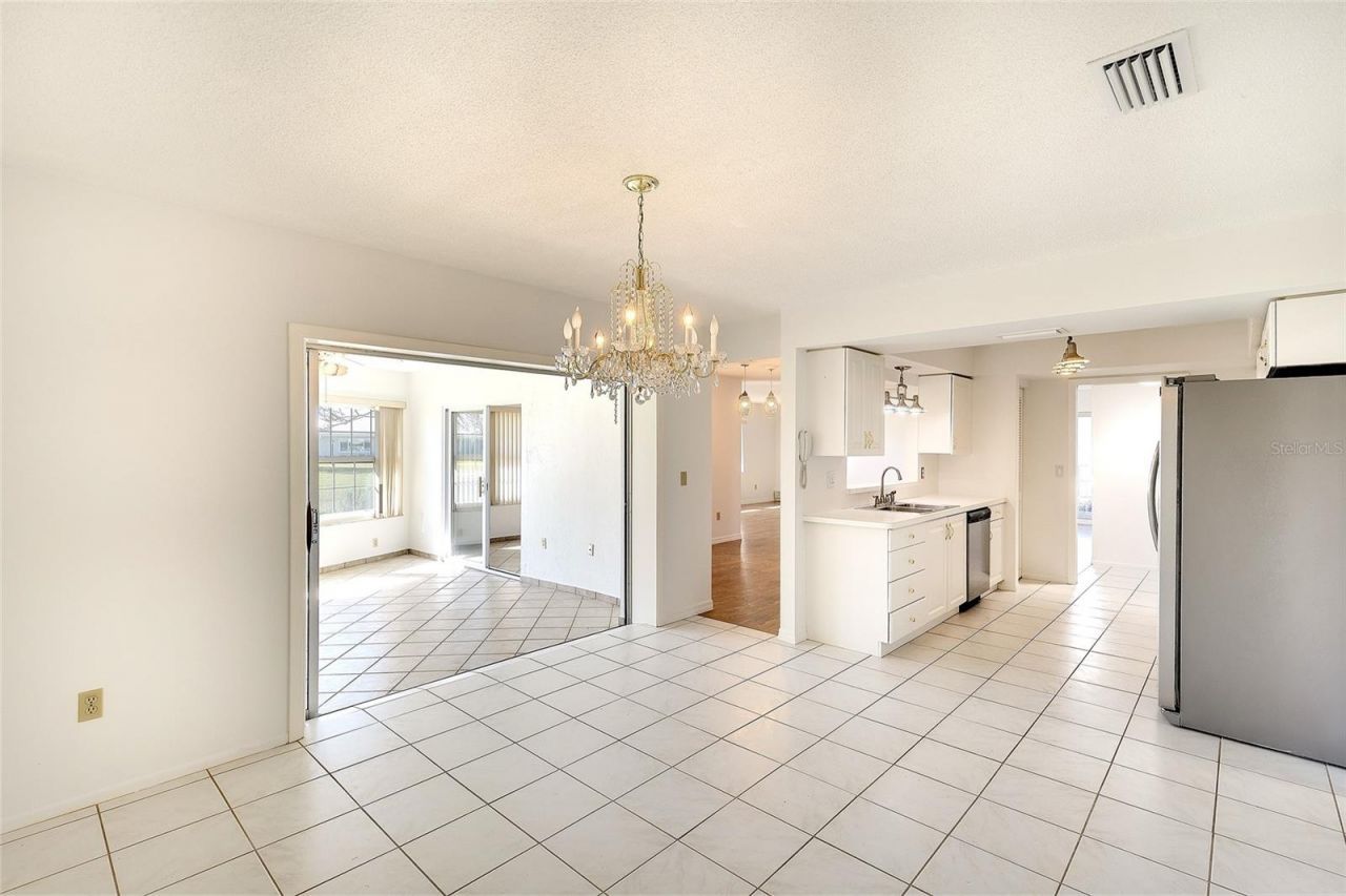 6517 10th Avenue W, Bradenton, FL 34209 Photo