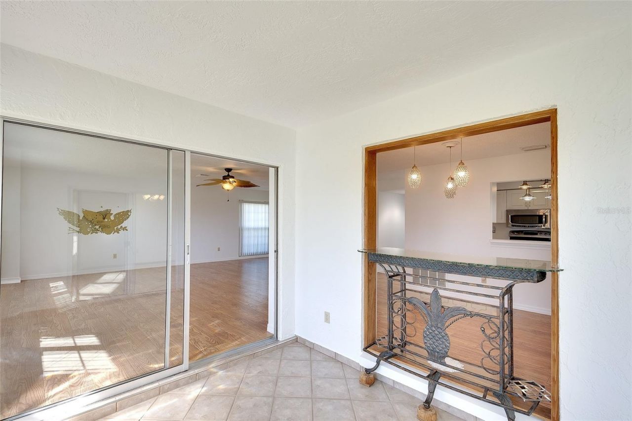 6517 10th Avenue W, Bradenton, FL 34209 Photo