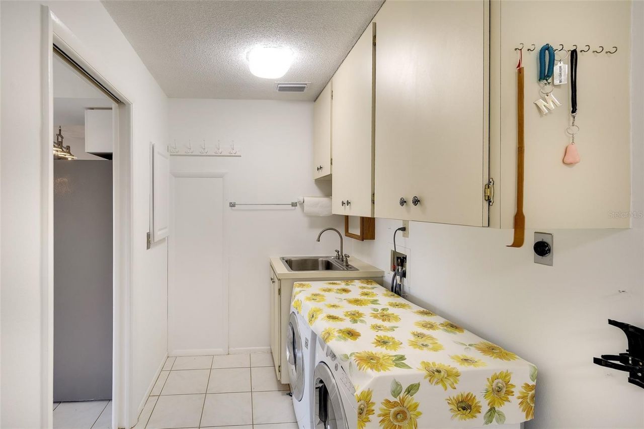 6517 10th Avenue W, Bradenton, FL 34209 Photo