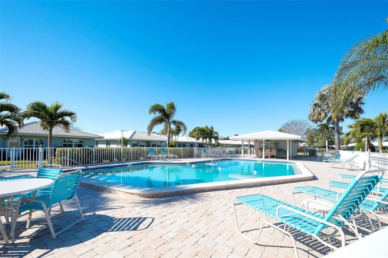 6517 10th Avenue W, Bradenton, FL 34209 Photo