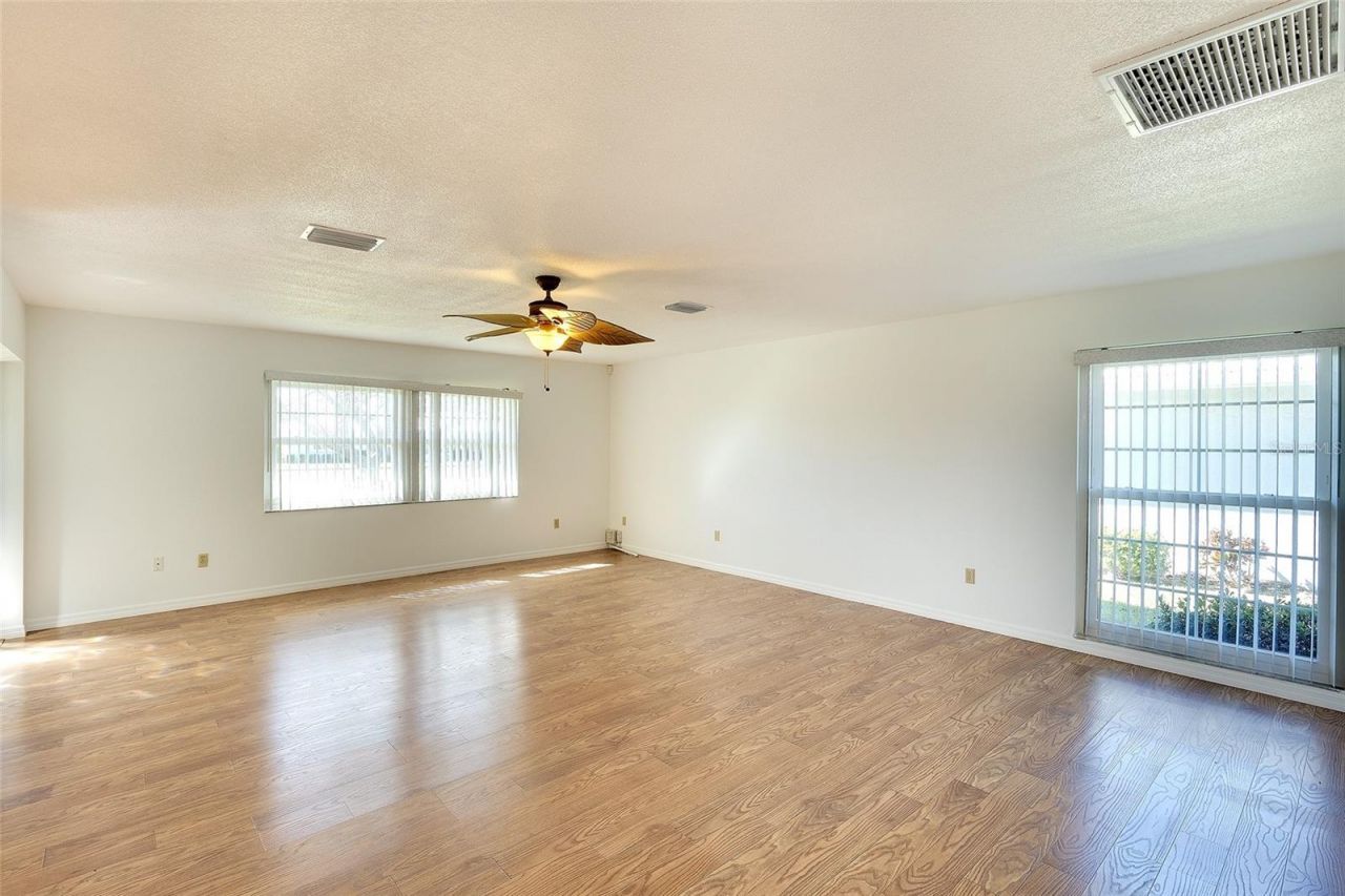 6517 10th Avenue W, Bradenton, FL 34209 Photo