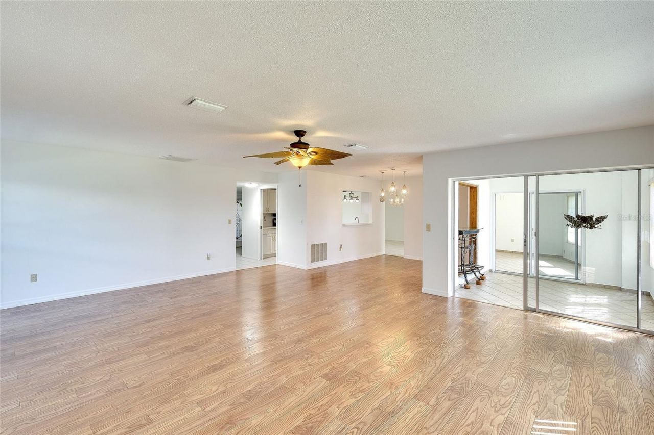 6517 10th Avenue W, Bradenton, FL 34209 Photo