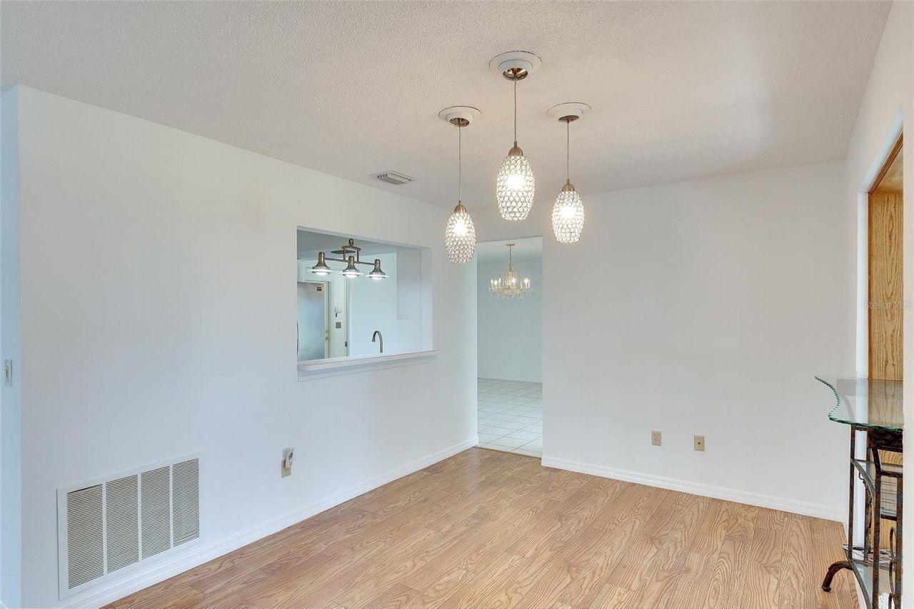 6517 10th Avenue W, Bradenton, FL 34209 Photo