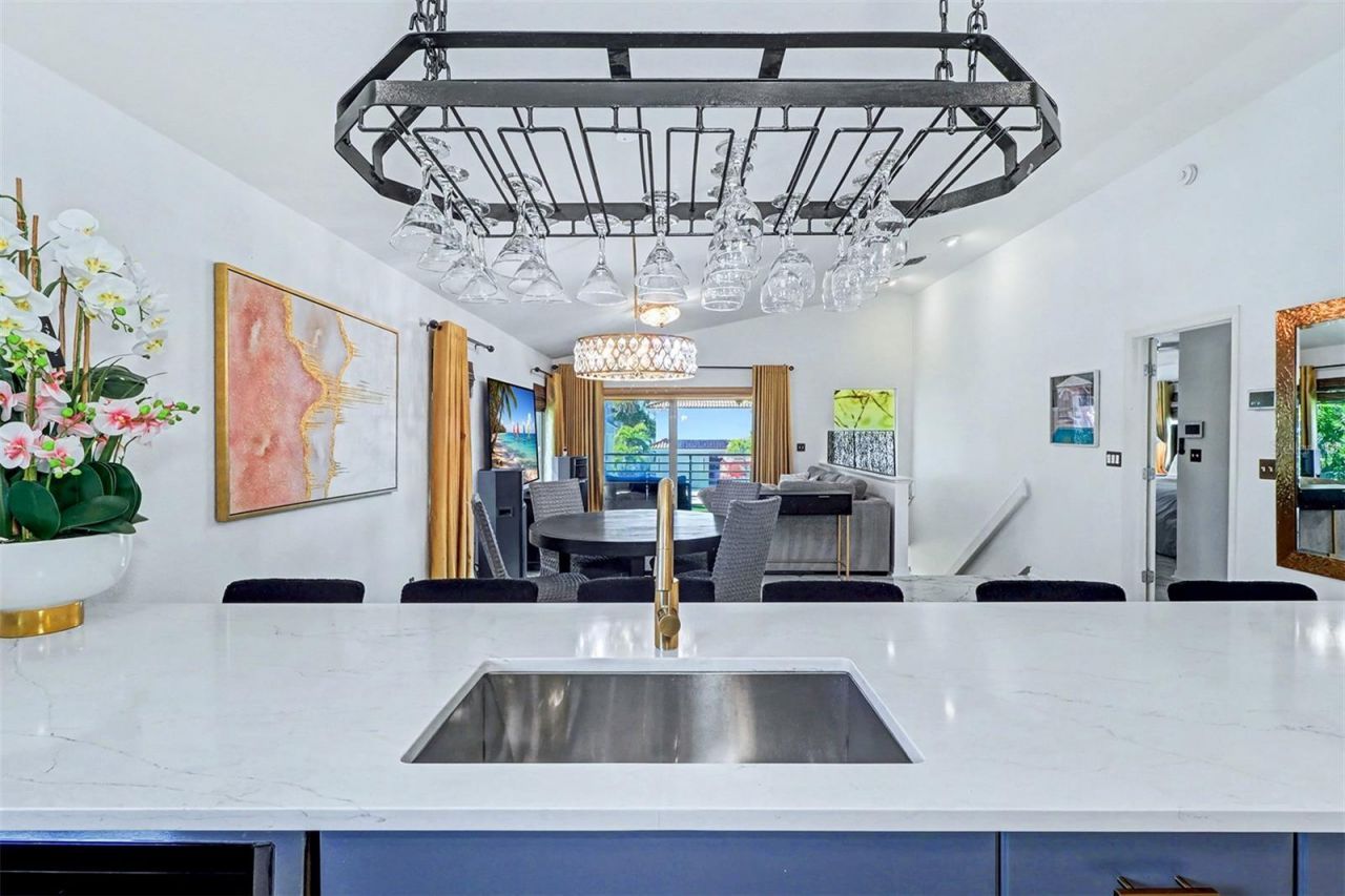 15517 Gulf Boulevard, Redington Beach, FL 33708 Photo