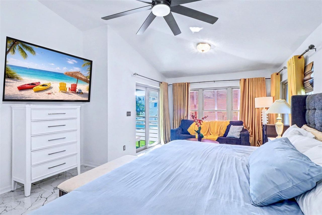 15517 Gulf Boulevard, Redington Beach, FL 33708 Photo