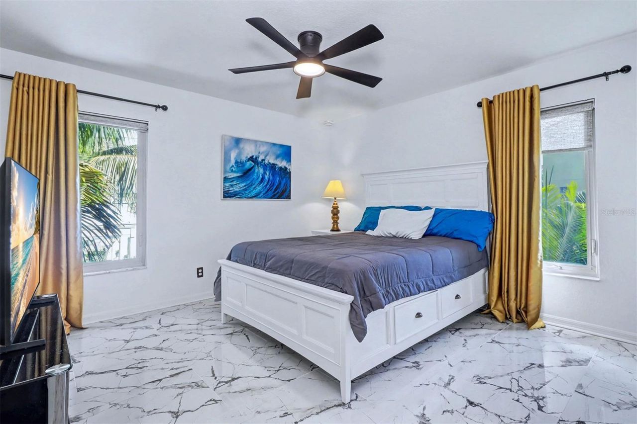 15517 Gulf Boulevard, Redington Beach, FL 33708 Photo