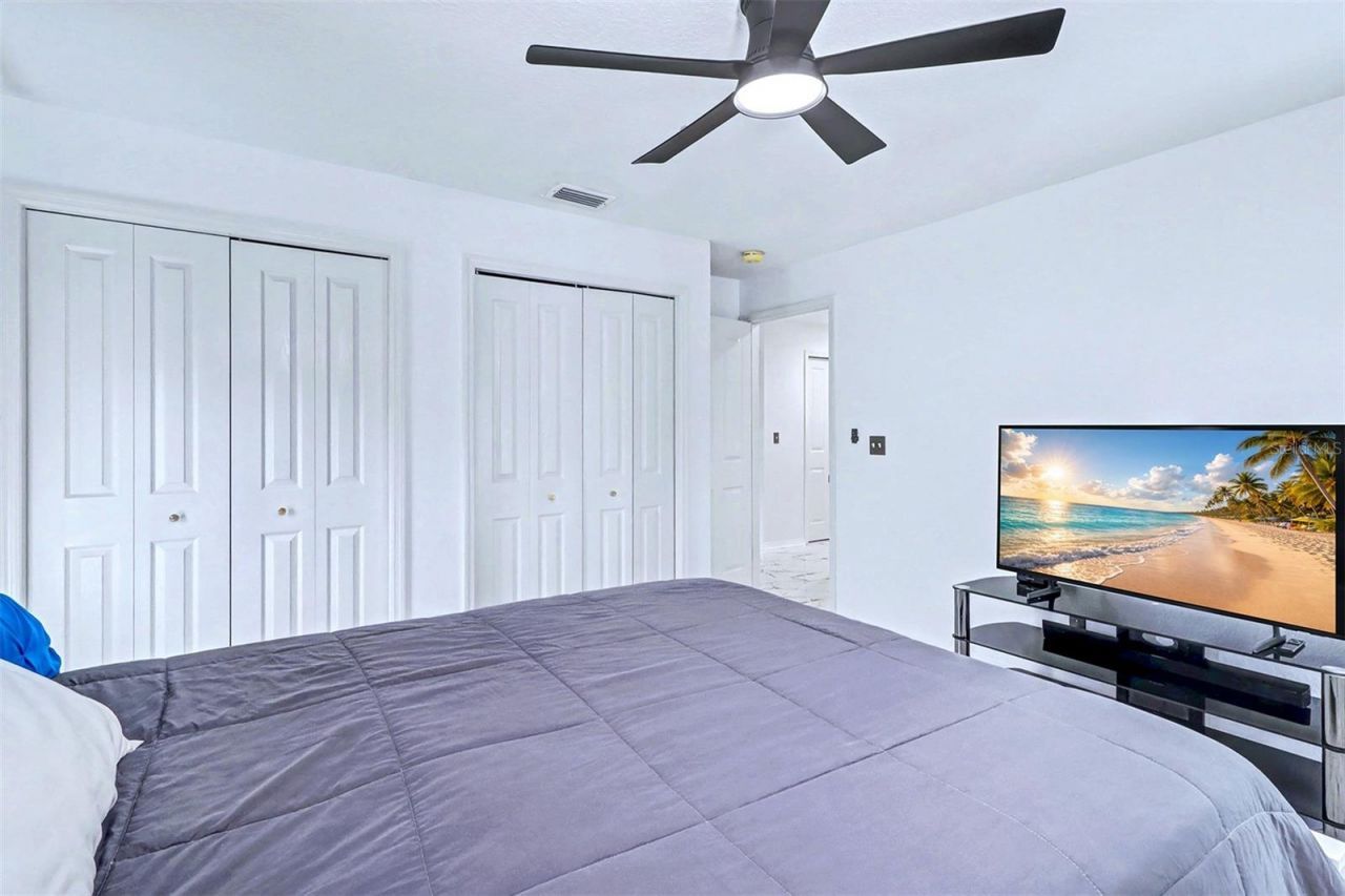 15517 Gulf Boulevard, Redington Beach, FL 33708 Photo