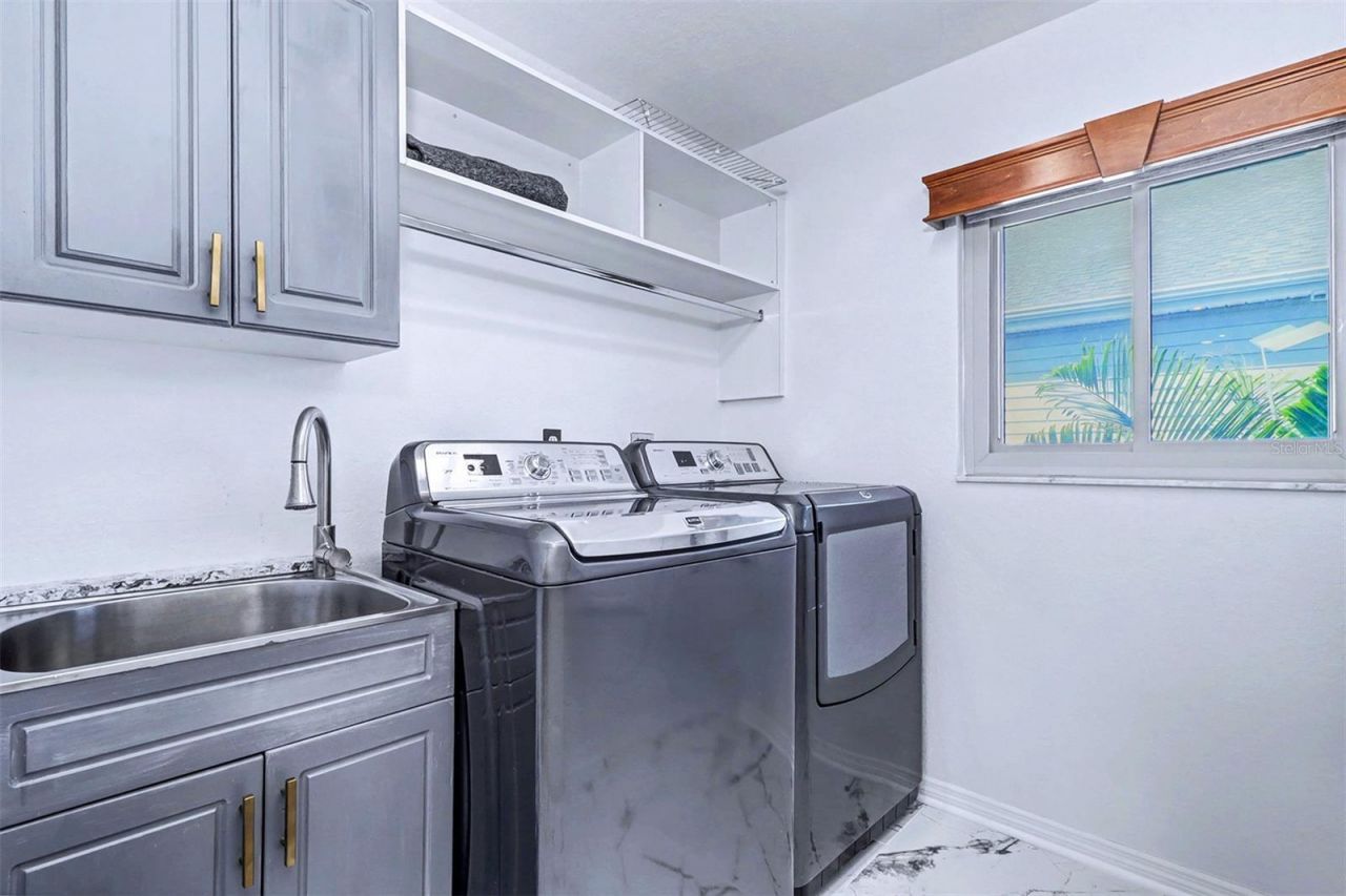 15517 Gulf Boulevard, Redington Beach, FL 33708 Photo