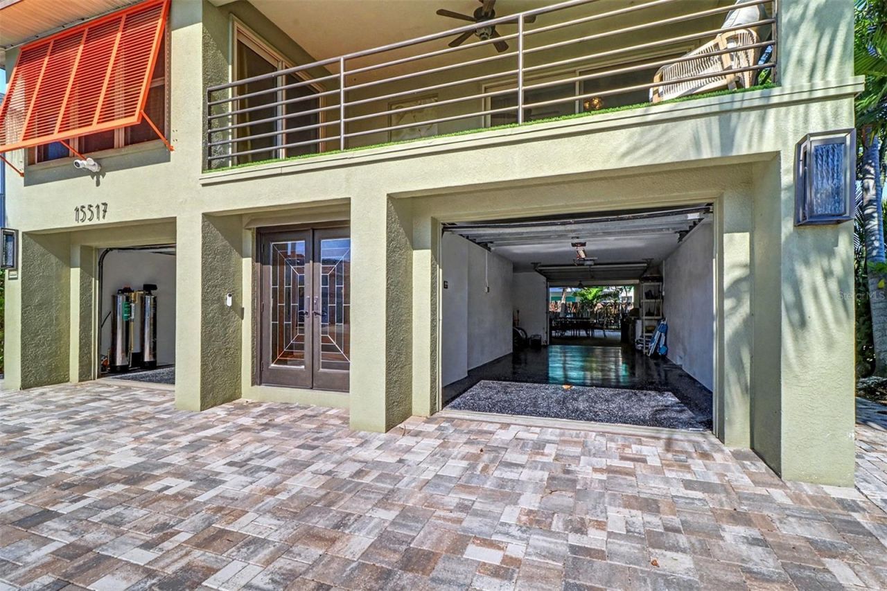 15517 Gulf Boulevard, Redington Beach, FL 33708 Photo