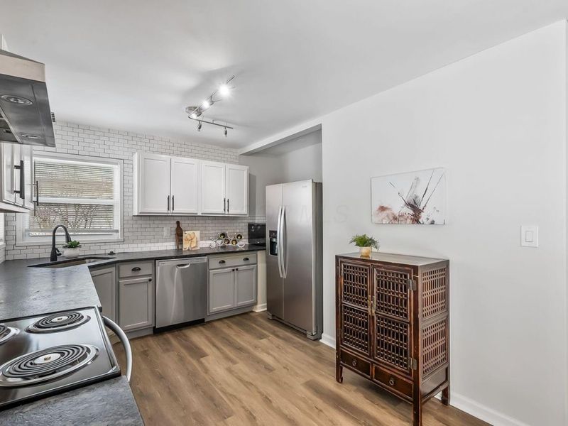 2299 Belcher Drive, Columbus, OH 43224 Photo 9