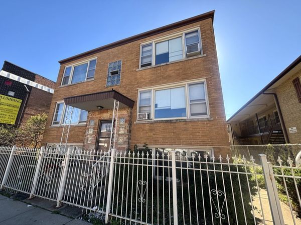 6229 W Belmont Avenue, Chicago, IL 60634