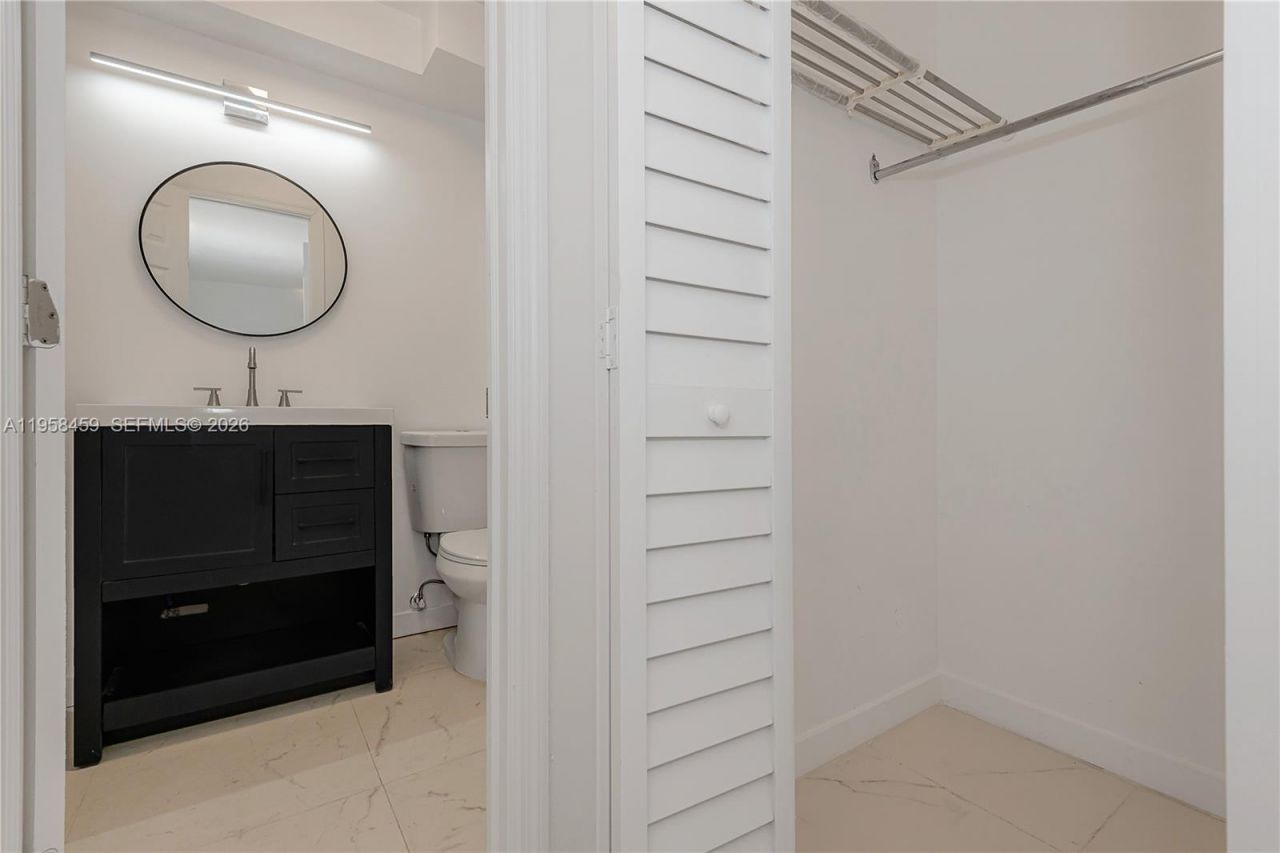 2851 Leonard Dr, Unit J405, Aventura, FL 33160 Photo