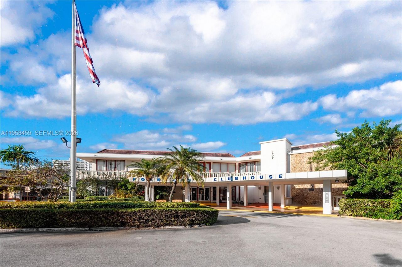 2851 Leonard Dr, Unit J405, Aventura, FL 33160 Photo