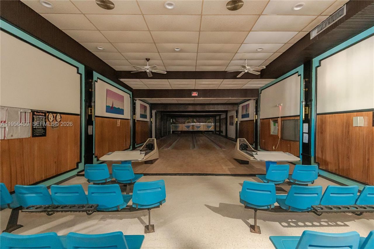 2851 Leonard Dr, Unit J405, Aventura, FL 33160 Photo