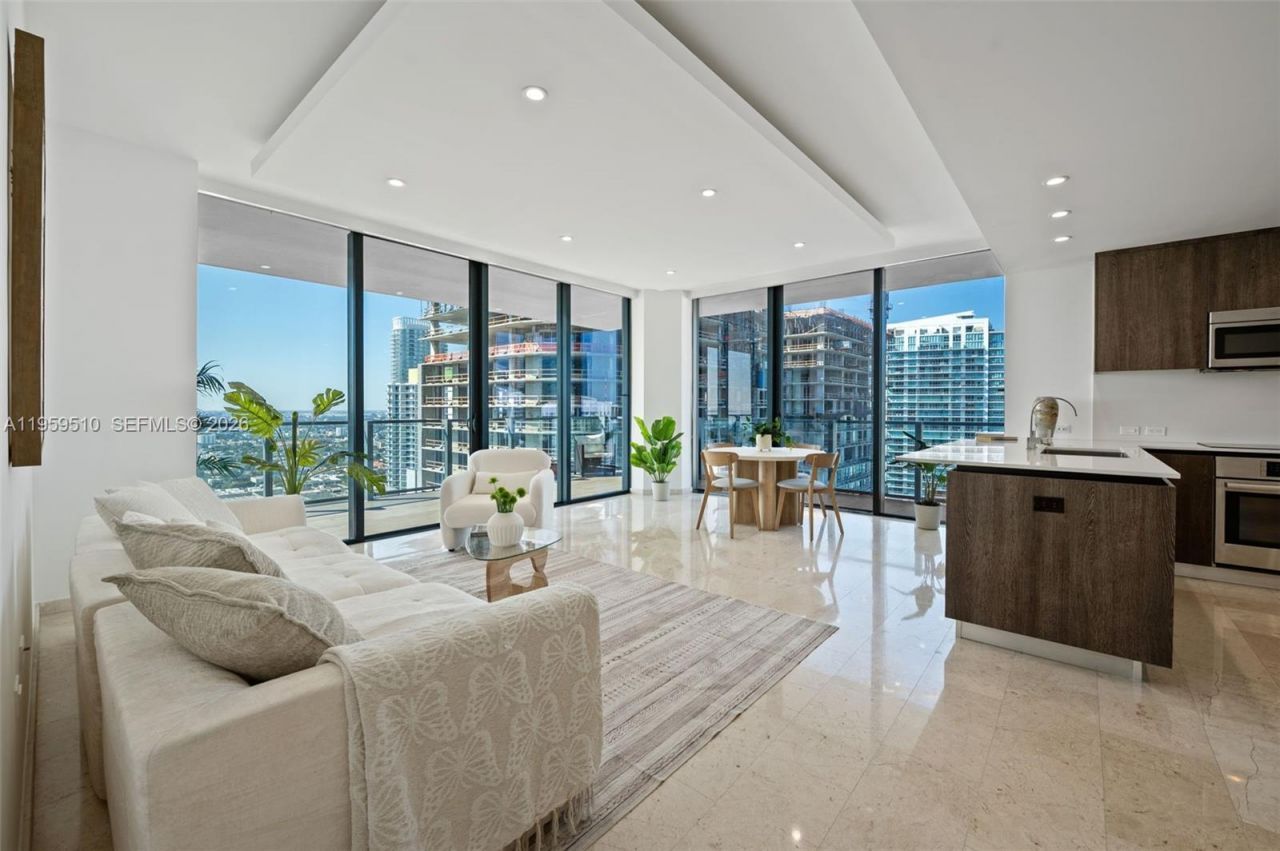 88 SW 7th St, Unit 3612, Miami, FL 33130 Photo