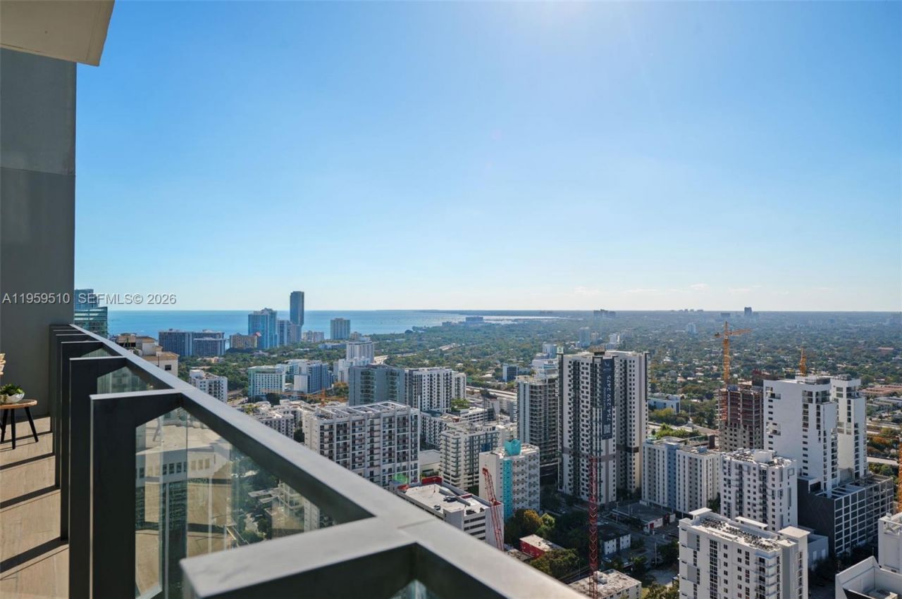 88 SW 7th St, Unit 3612, Miami, FL 33130 Photo