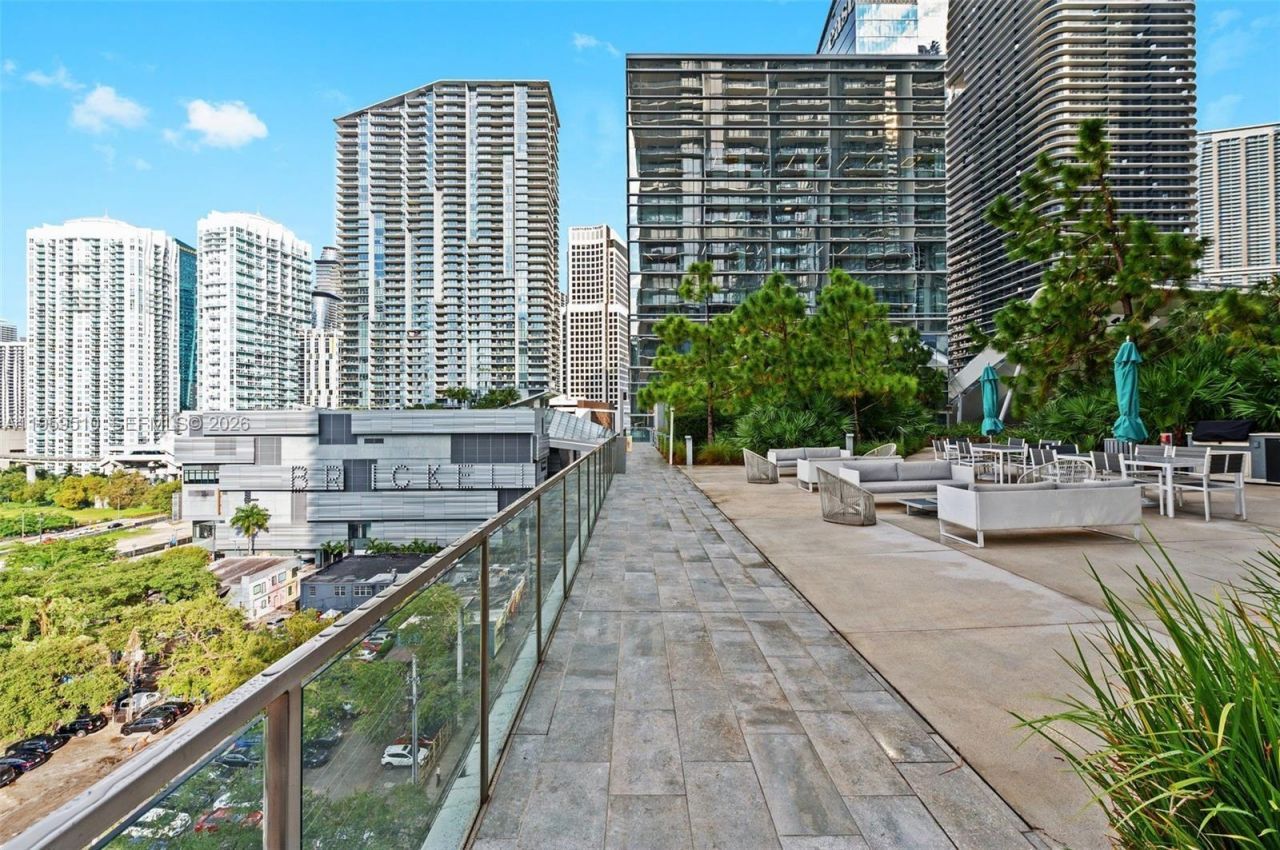 88 SW 7th St, Unit 3612, Miami, FL 33130 Photo