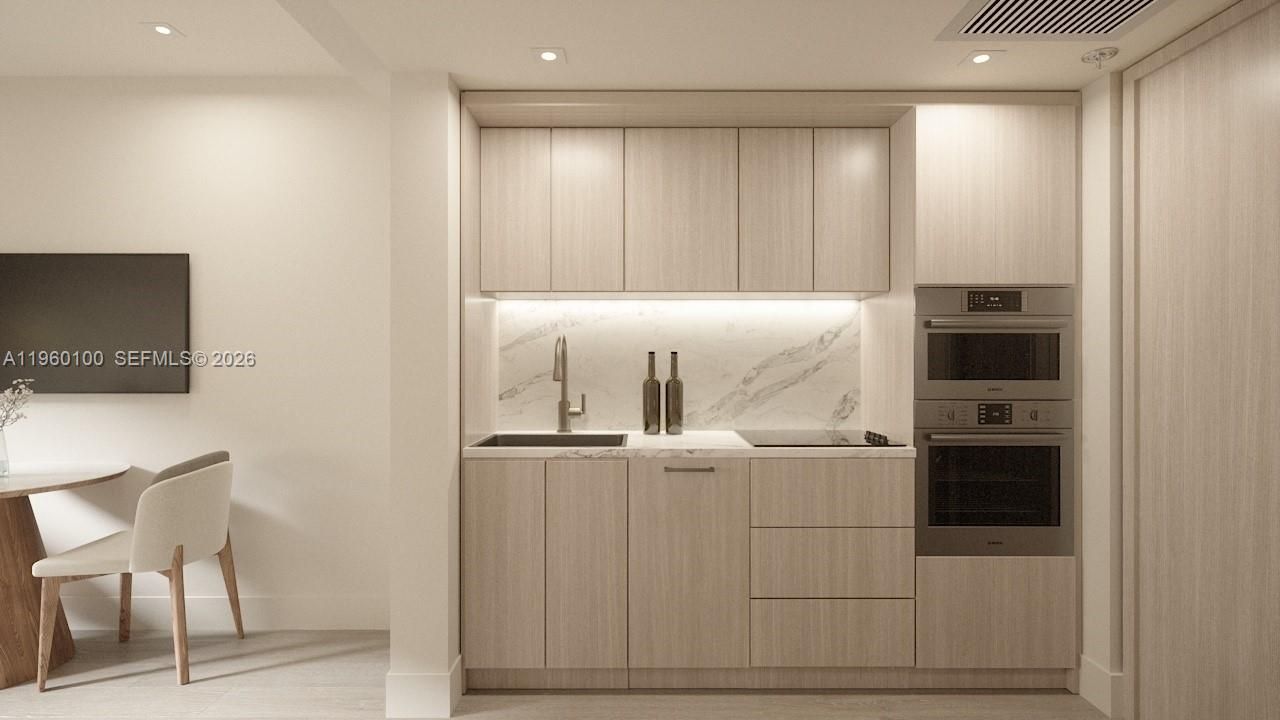 260 Collins Ave, Unit 104, Miami Beach, FL 33139 Photo
