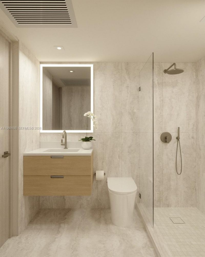 260 Collins Ave, Unit 104, Miami Beach, FL 33139 Photo