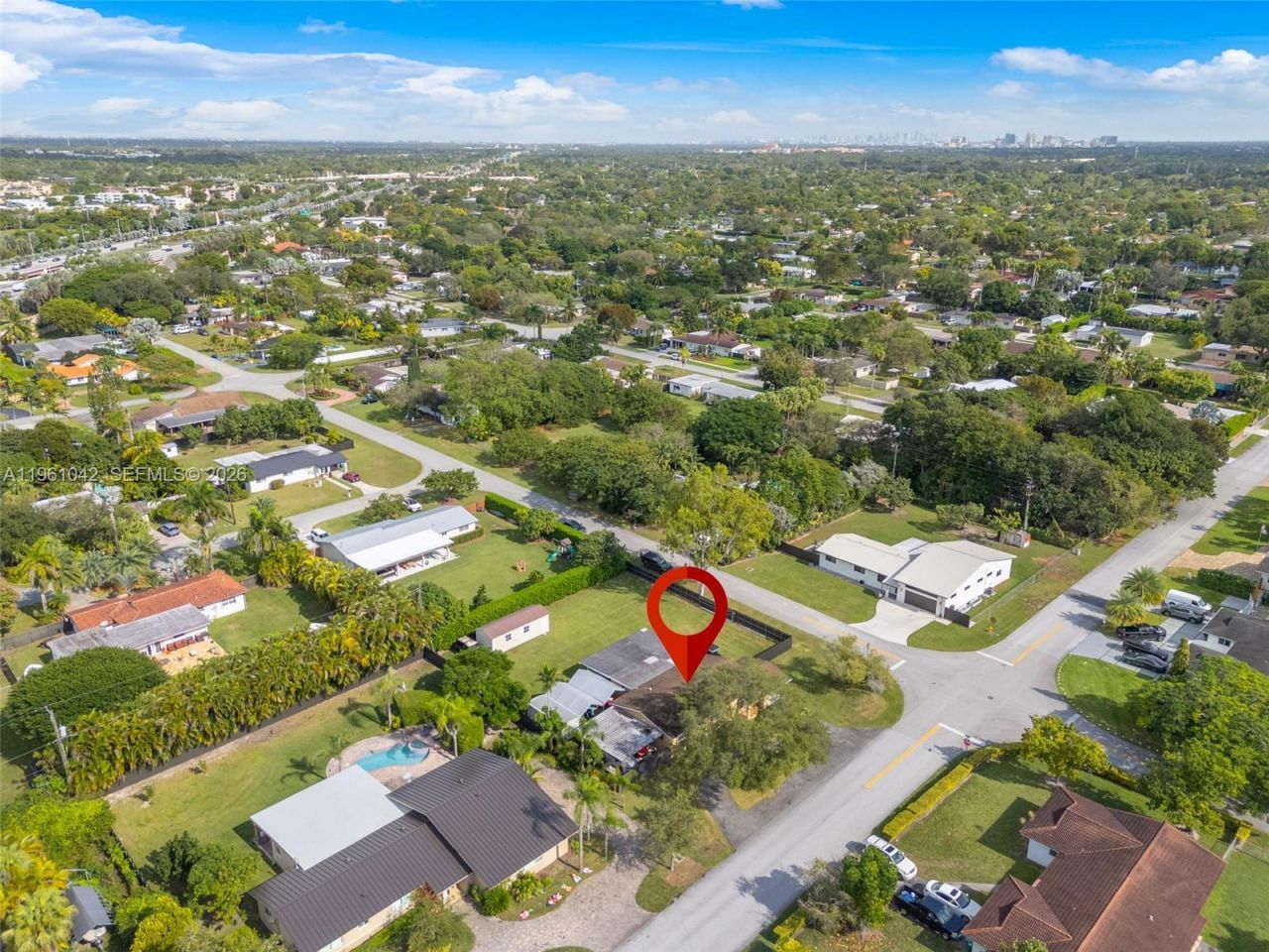 10901 SW 116th St, Miami, FL 33176 Photo