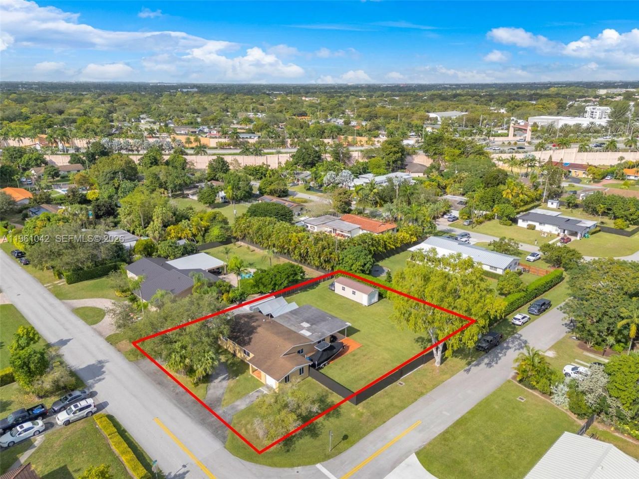 10901 SW 116th St, Miami, FL 33176 Photo