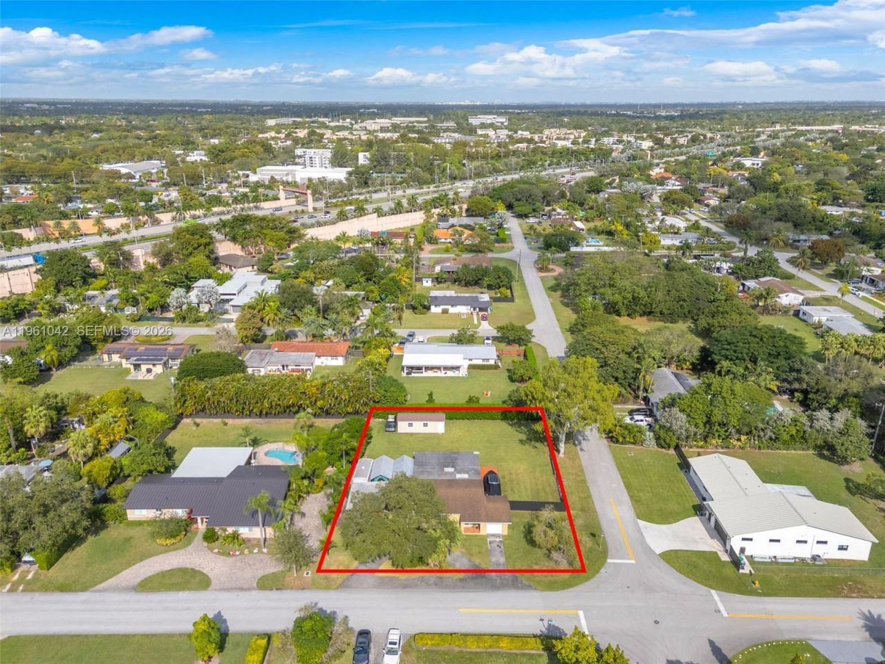 10901 SW 116th St, Miami, FL 33176 Photo