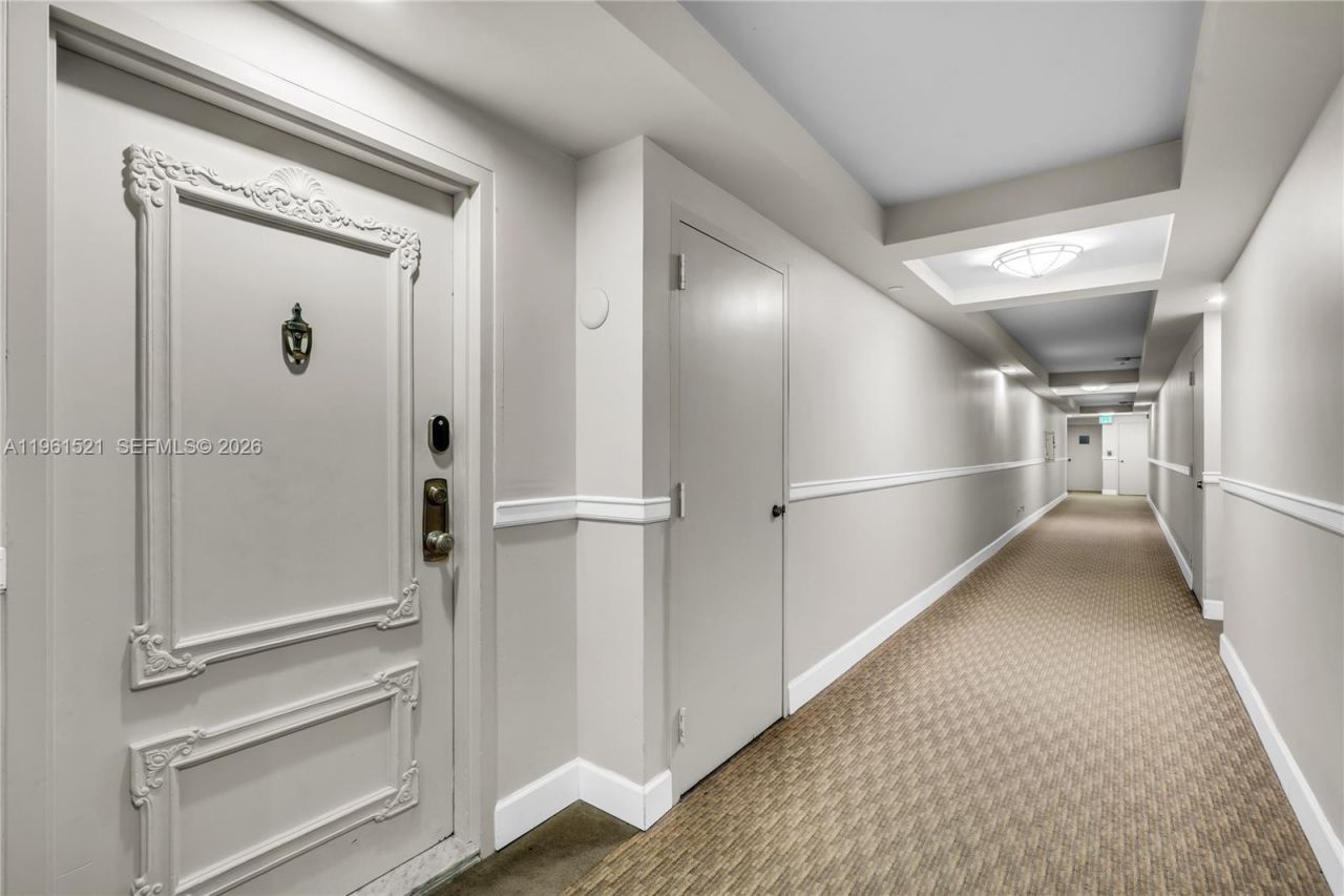 1925 Brickell Ave, Unit 606, Miami, FL 33129 Photo